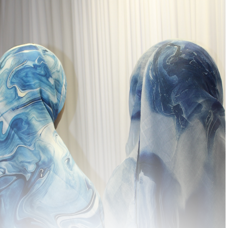 Printed Model Hijab
