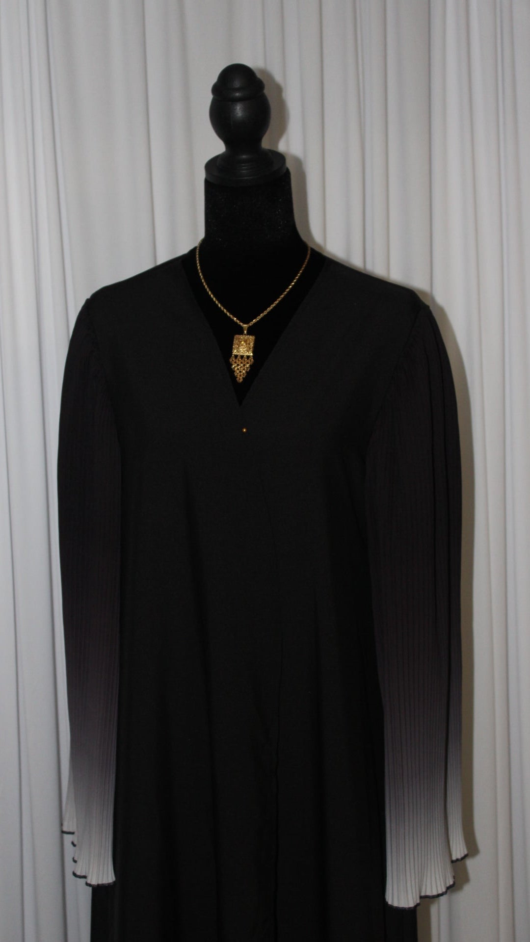 Black Ombré Open Abaya