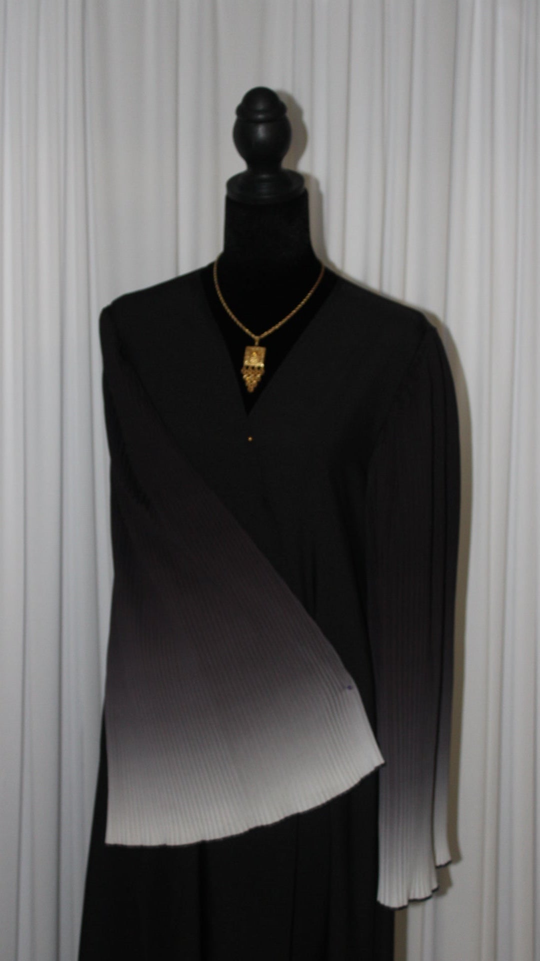 Black Ombré Open Abaya